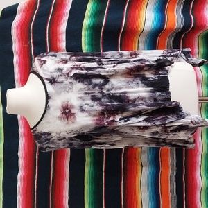 Gently worn Vera Wang tunic shirt